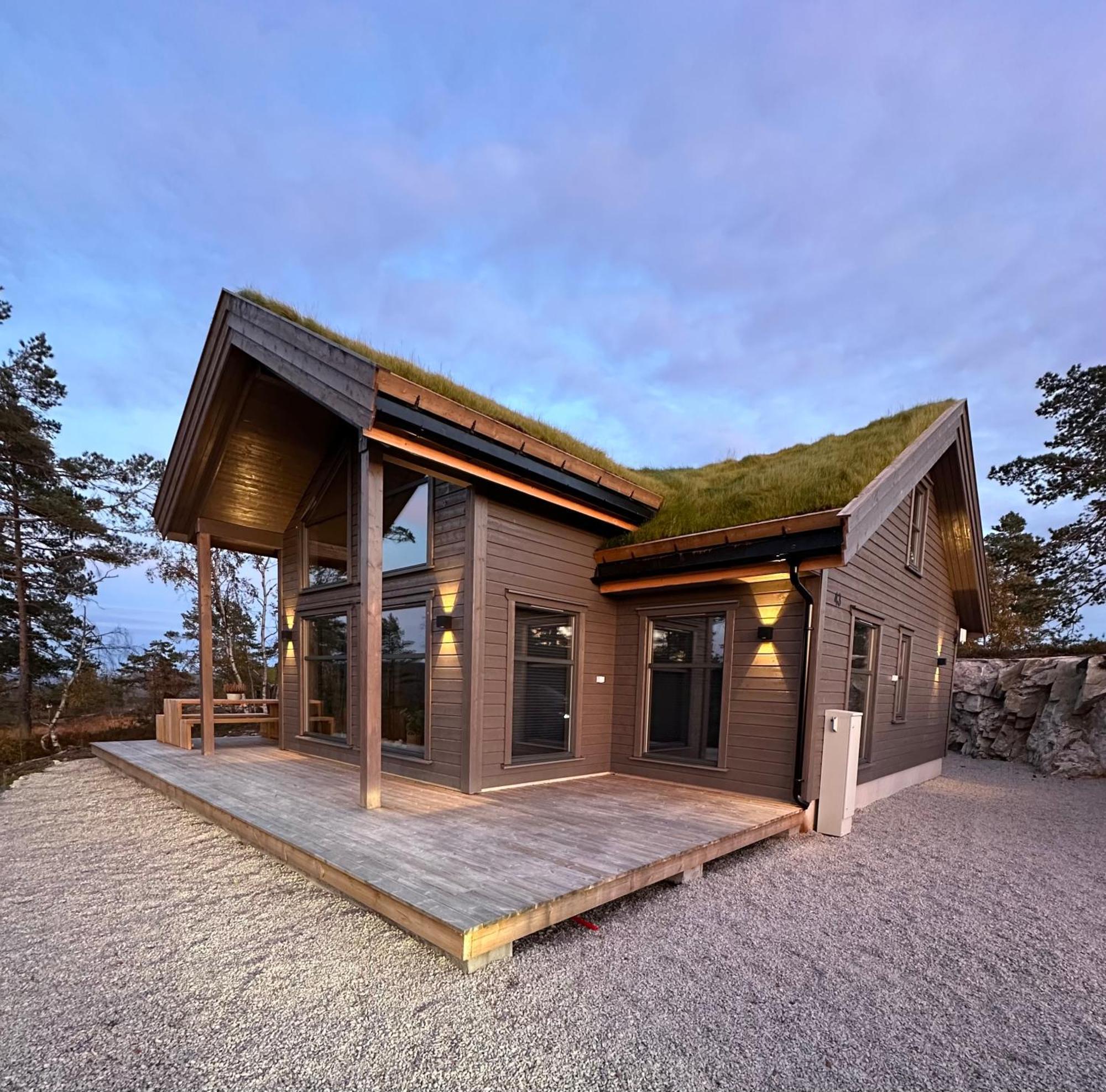 Modern Northern Lights Cabin Drangedal Екстер'єр фото